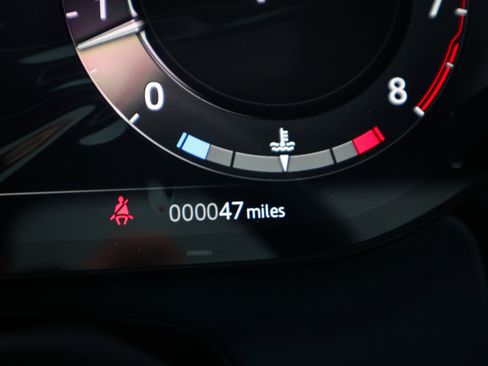 Used 2025 Land Rover Range Rover SV image 26