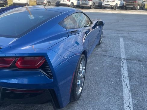 Used 2015 Chevrolet Corvette Stingray Coupe w/ 2LT Preferred Equipment Group image 3