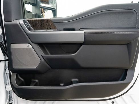 Used 2024 Ford F350 Lariat w/ FX4 Off-Road Package image 29