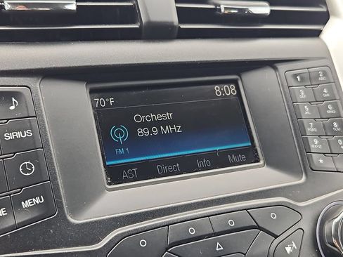 Used 2014 Ford Fusion SE FWD image 17