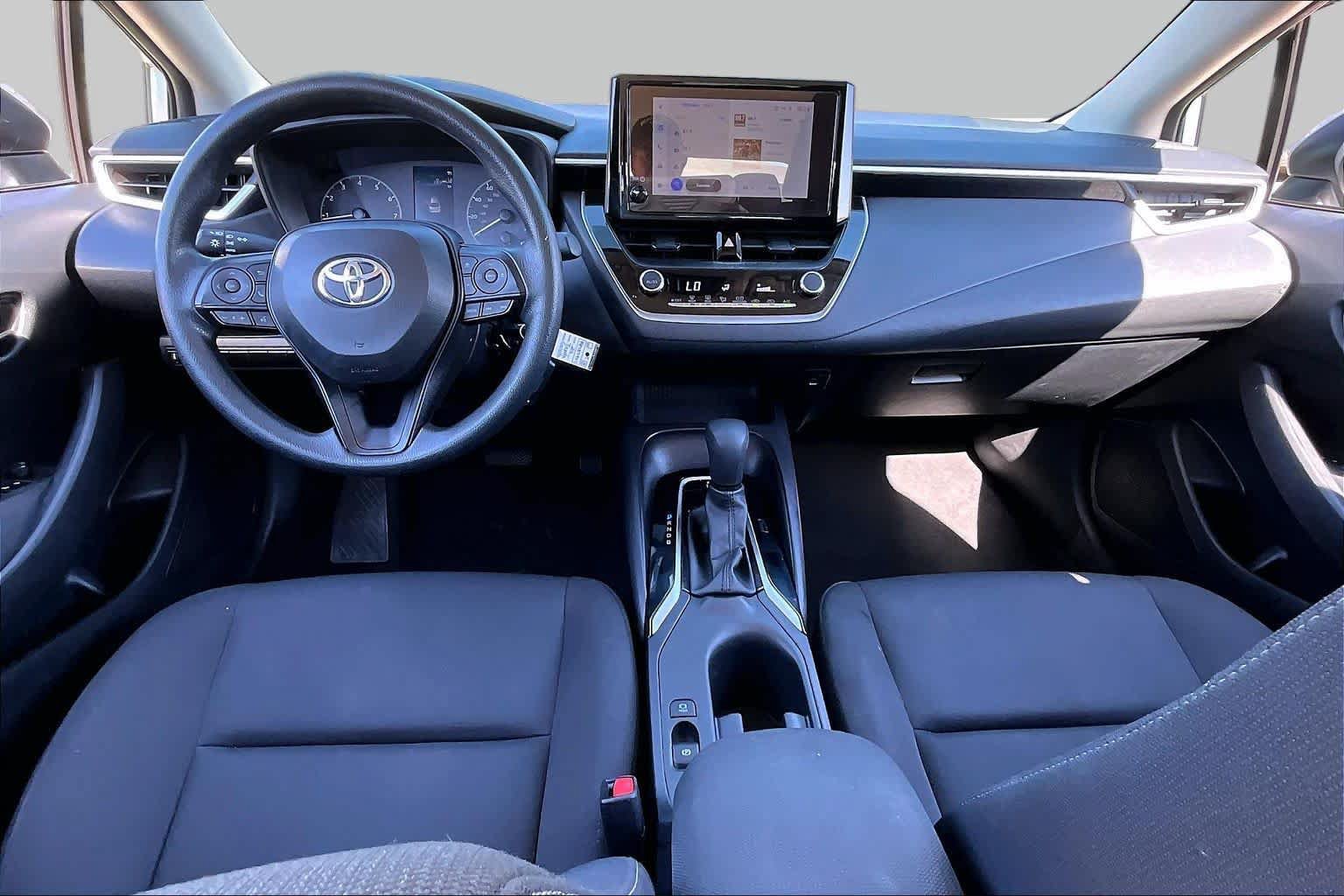 Used 2024 Toyota Corolla LE FWD image 14
