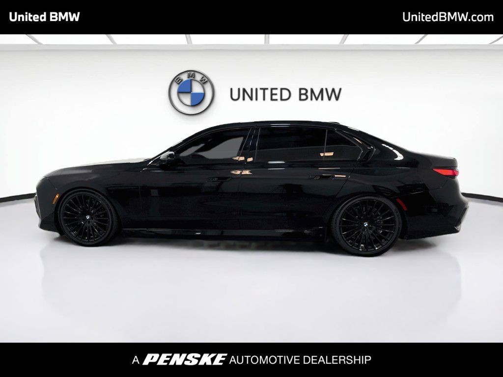 Used 2025 BMW i7 xDrive60 w/ Executive Package AWD/4WD image 8