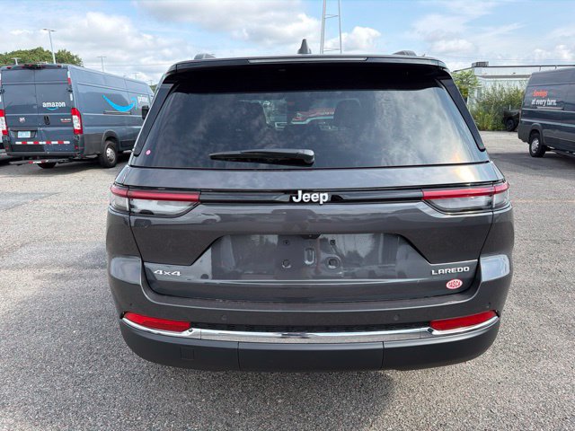 New 2026 Jeep Grand Cherokee Laredo AWD/4WD image 4