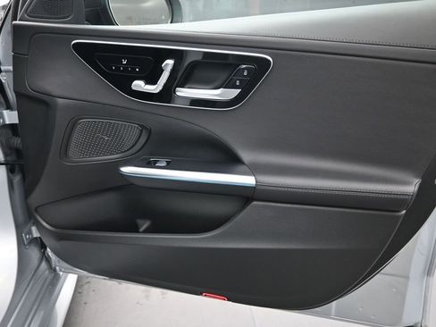 Used 2023 Mercedes-Benz C 300 Sedan image 23