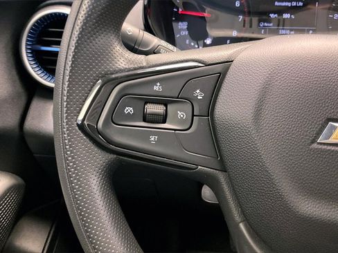 Used 2024 Chevrolet Trax LS w/ LS Convenience Package image 17