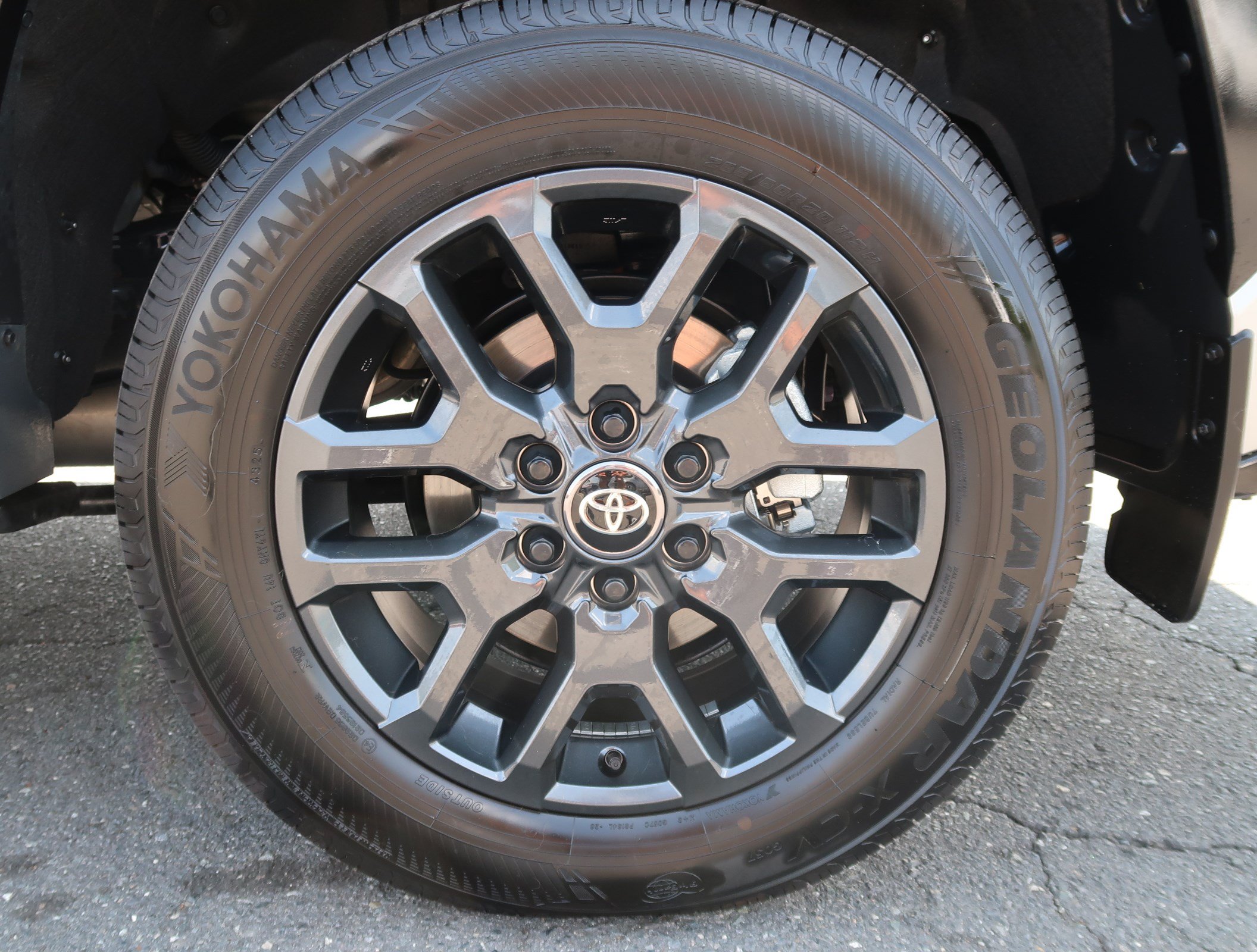 Used 2026 Toyota Sequoia Platinum AWD/4WD image 13