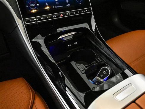 New 2026 Mercedes-Benz C 300 4MATIC Sedan image 13