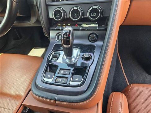 Used 2020 Jaguar F-TYPE R AWD/4WD image 11