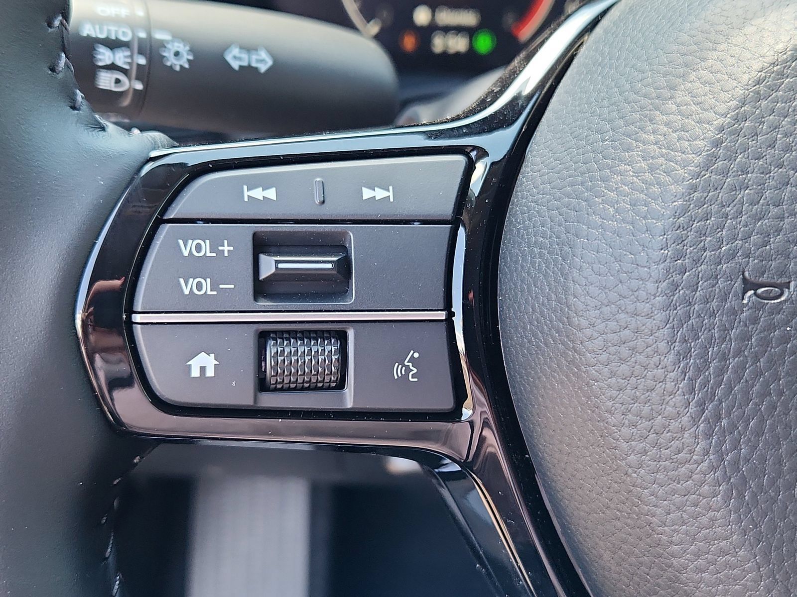 New 2027 Honda HR-V EX-L image 8