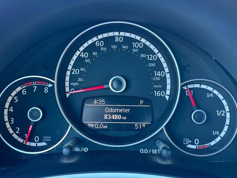 Used 2014 Volkswagen Beetle 2.5 image 6