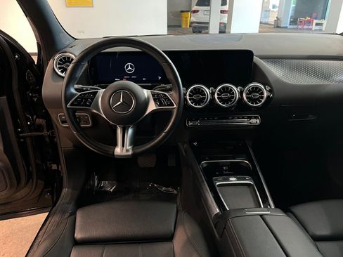 Used 2025 Mercedes-Benz GLA 250 image 35