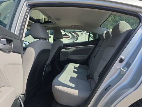 Used 2020 Hyundai Elantra Value Edition image 40