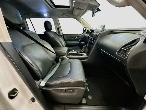 Used 2024 INFINITI QX80 Luxe AWD/4WD image 34