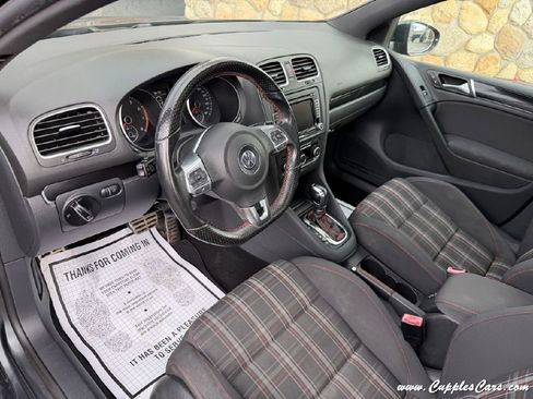 Used 2012 Volkswagen Golf 4-Door image 5