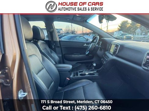 Used 2017 Kia Sportage EX w/ EX Technology Package image 23