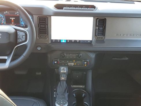 New 2025 Ford Bronco Big Bend w/ Black Diamond Package image 27