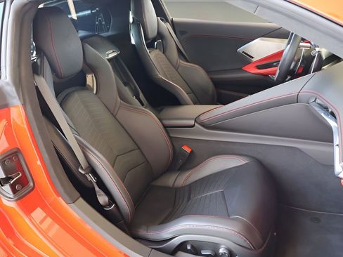 Used 2020 Chevrolet Corvette Stingray Premium Cpe w/ 3LT Preferred Equipment Group image 15