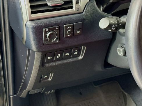Certified 2023 Lexus GX 460 Premium w/ Premium Package AWD/4WD image 10