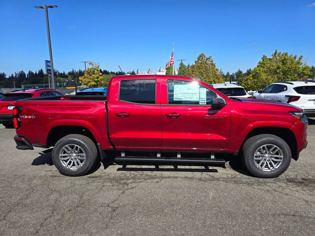 New 2026 Chevrolet Colorado LT w/ LT Convenience Package AWD/4WD image 4