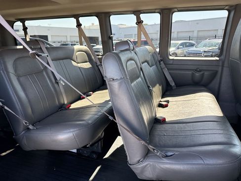 Used 2023 Chevrolet Express 3500 LS RWD image 24