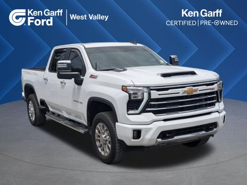 Used 2025 Chevrolet Silverado 3500 LT w/ Z71 Chrome Sport Edition AWD/4WD image 1