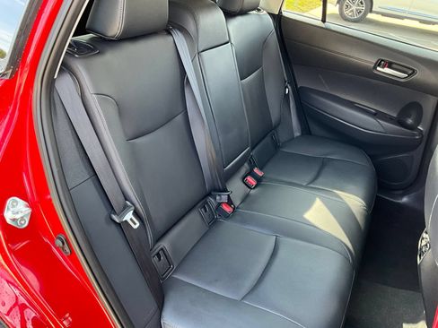 Used 2024 Toyota Corolla Cross XLE FWD image 23