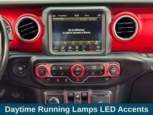 Used 2021 Jeep Gladiator Rubicon AWD/4WD image 22