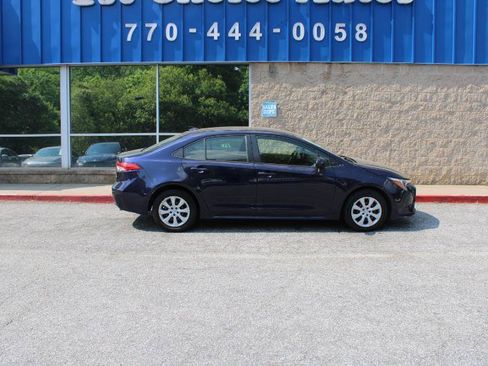 Used 2023 Toyota Corolla LE FWD image 17