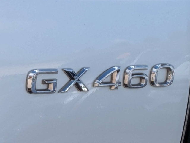 Used 2023 Lexus GX 460 w/ Black Line Special Edition AWD/4WD image 13