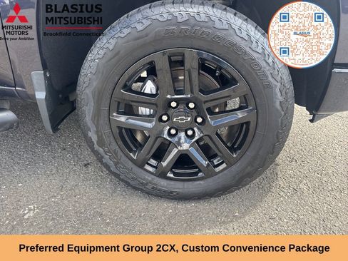 Used 2024 Chevrolet Silverado 1500 Custom Trail Boss w/ LPO, Dark Essentials Package AWD/4WD image 4