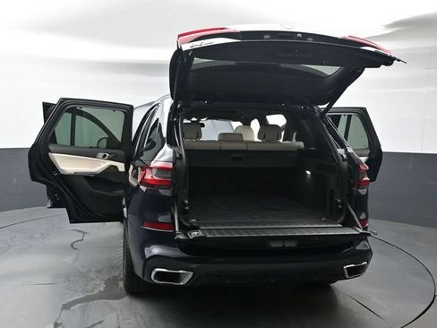 Used 2022 BMW X5 xDrive40i w/ M Sport Package AWD/4WD image 50
