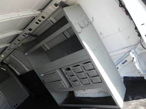 Used 2015 Chevrolet Express 3500 3500 image 19