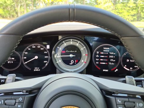 Certified 2022 Porsche 911 Turbo S AWD/4WD image 10