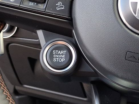 New 2025 Alfa Romeo Stelvio Sprint image 21