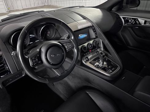 Used 2017 Jaguar F-TYPE Coupe RWD image 20