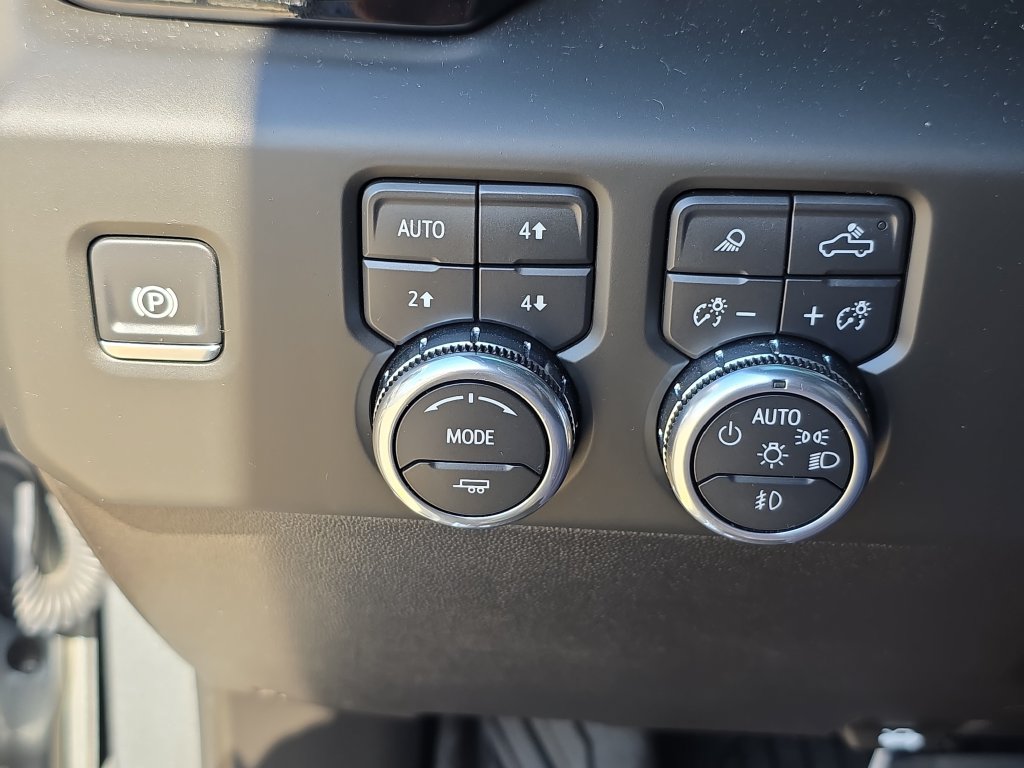 Used 2026 GMC Sierra 1500 AT4 w/ AT4 Premium Package AWD/4WD image 37