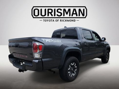 Used 2021 Toyota Tacoma TRD Off-Road w/ Technology Package AWD/4WD image 7
