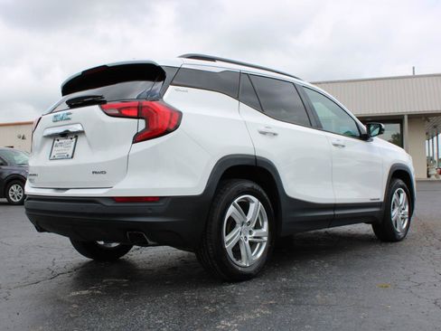 Used 2020 GMC Terrain SLE w/ GMC Pro Grade Package AWD/4WD image 4