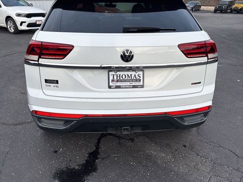 Used 2021 Volkswagen Atlas Cross Sport SE image 6