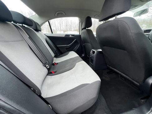 Used 2017 Volkswagen Jetta S FWD image 10