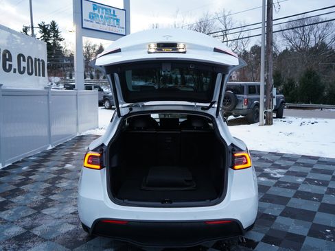 Used 2020 Tesla Model Y Performance image 73