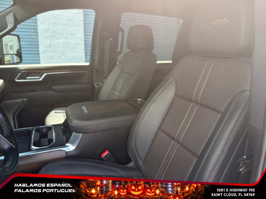 Used 2024 Chevrolet Silverado 2500 High Country w/ High Country Premium Package AWD/4WD image 16