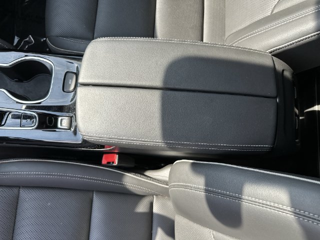 Certified 2023 Buick Envision Essence FWD image 25