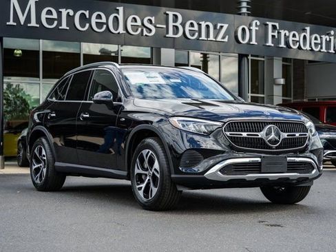 New 2025 Mercedes-Benz GLC 350e 4MATIC image 1
