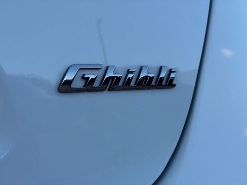 Used 2023 Maserati Ghibli Modena RWD image 11