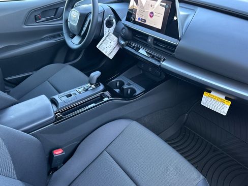 New 2026 Toyota Prius LE FWD image 15