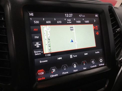 Used 2022 Jeep Cherokee Trailhawk w/ Trailer Tow Group image 17