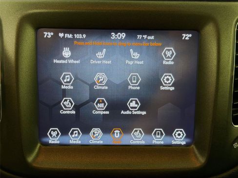 Used 2018 Jeep Compass Trailhawk w/ Cold Weather Group AWD/4WD image 19