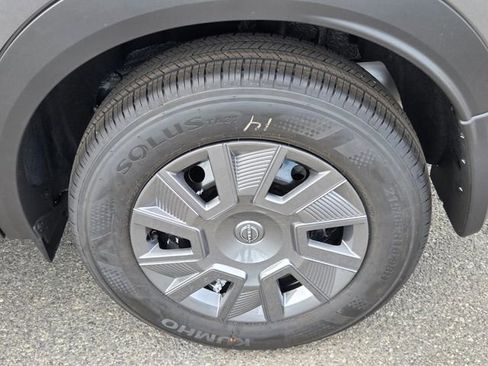 New 2026 Nissan Kicks S FWD image 8