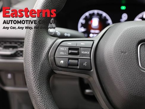 Used 2024 Honda HR-V LX image 15